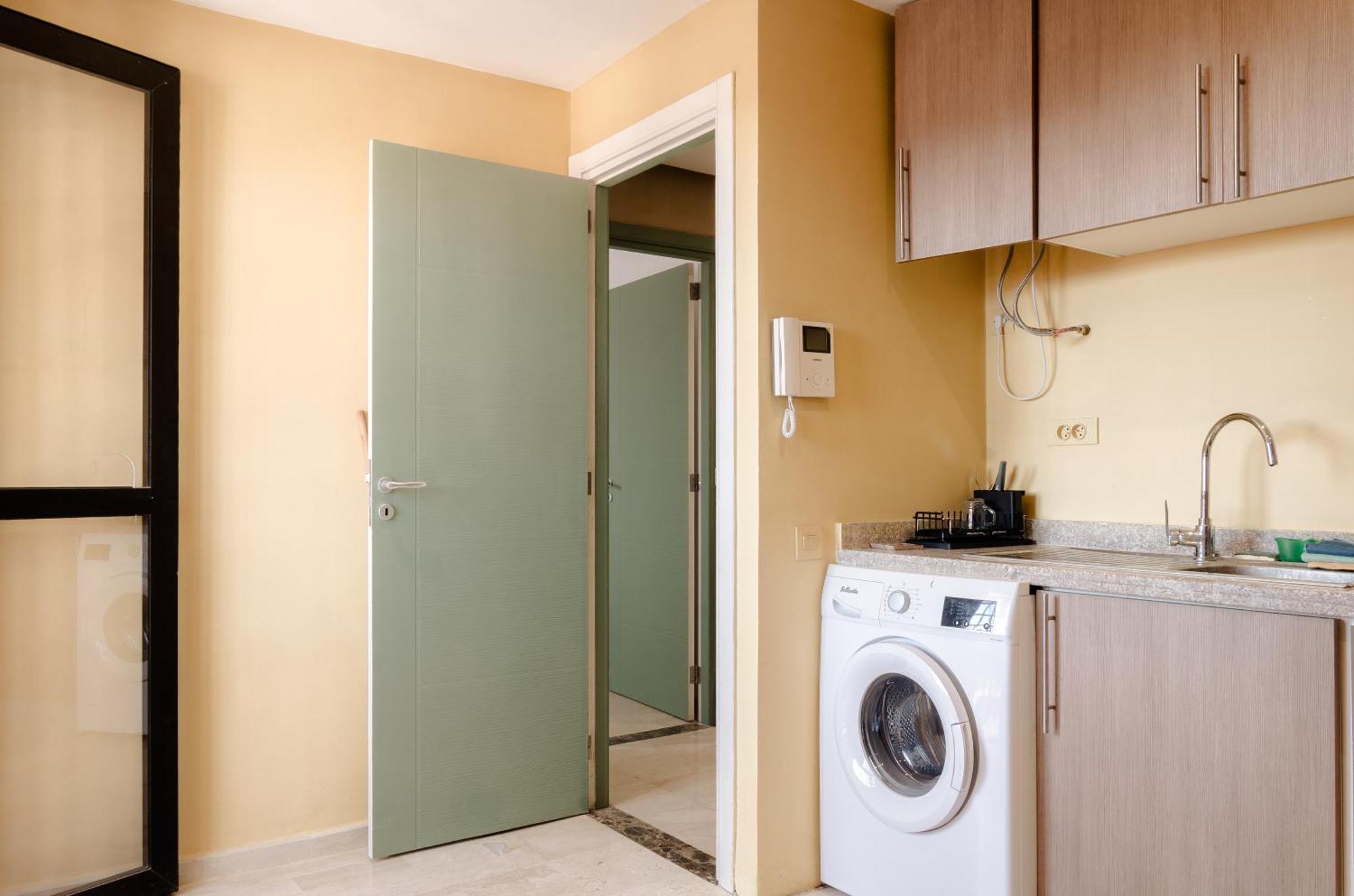 Apartment Large Stylish Gueliz With Pool Access Marrakesh
