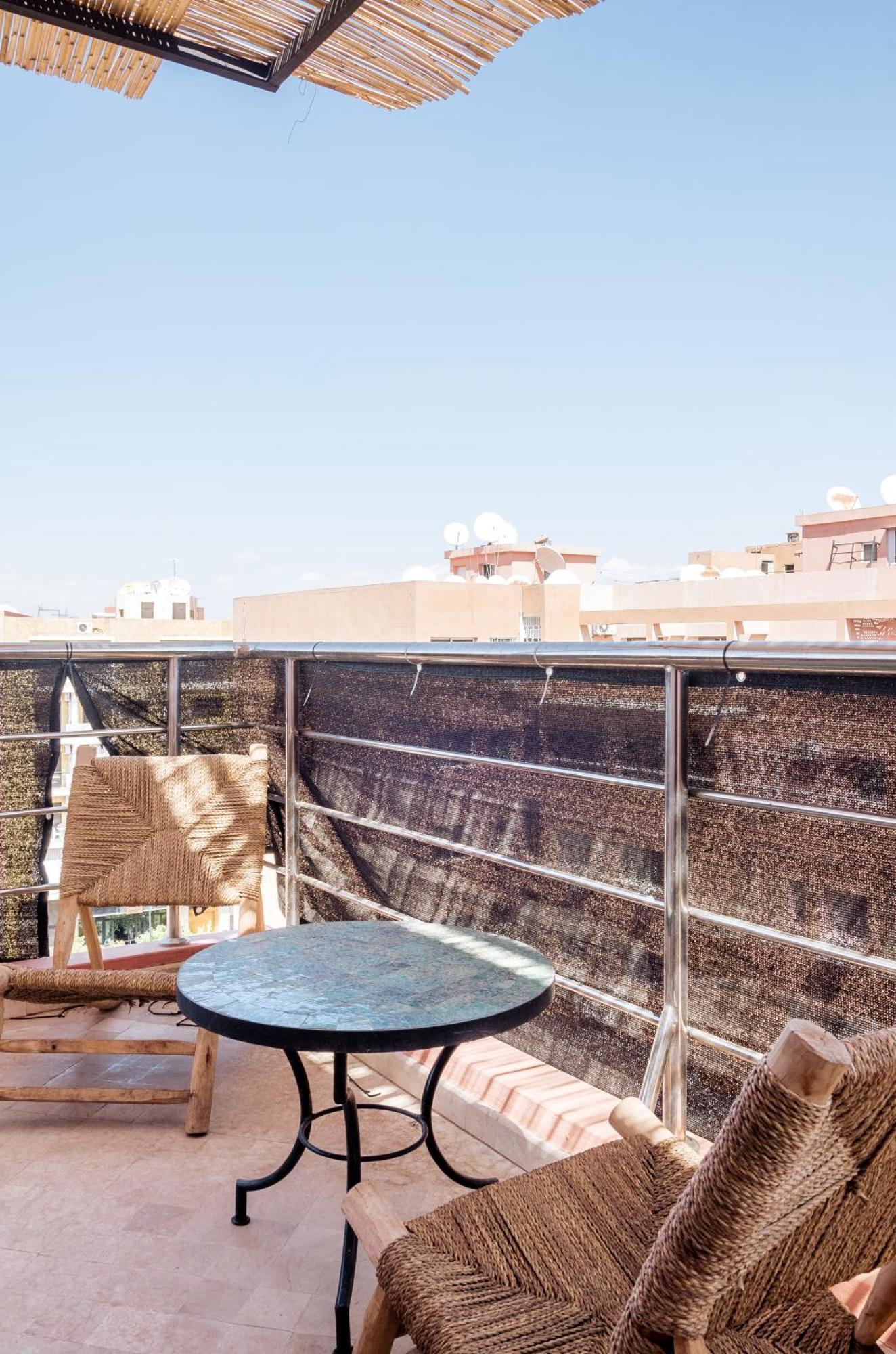Large Stylish Gueliz With Pool Access Appartement Marrakesh