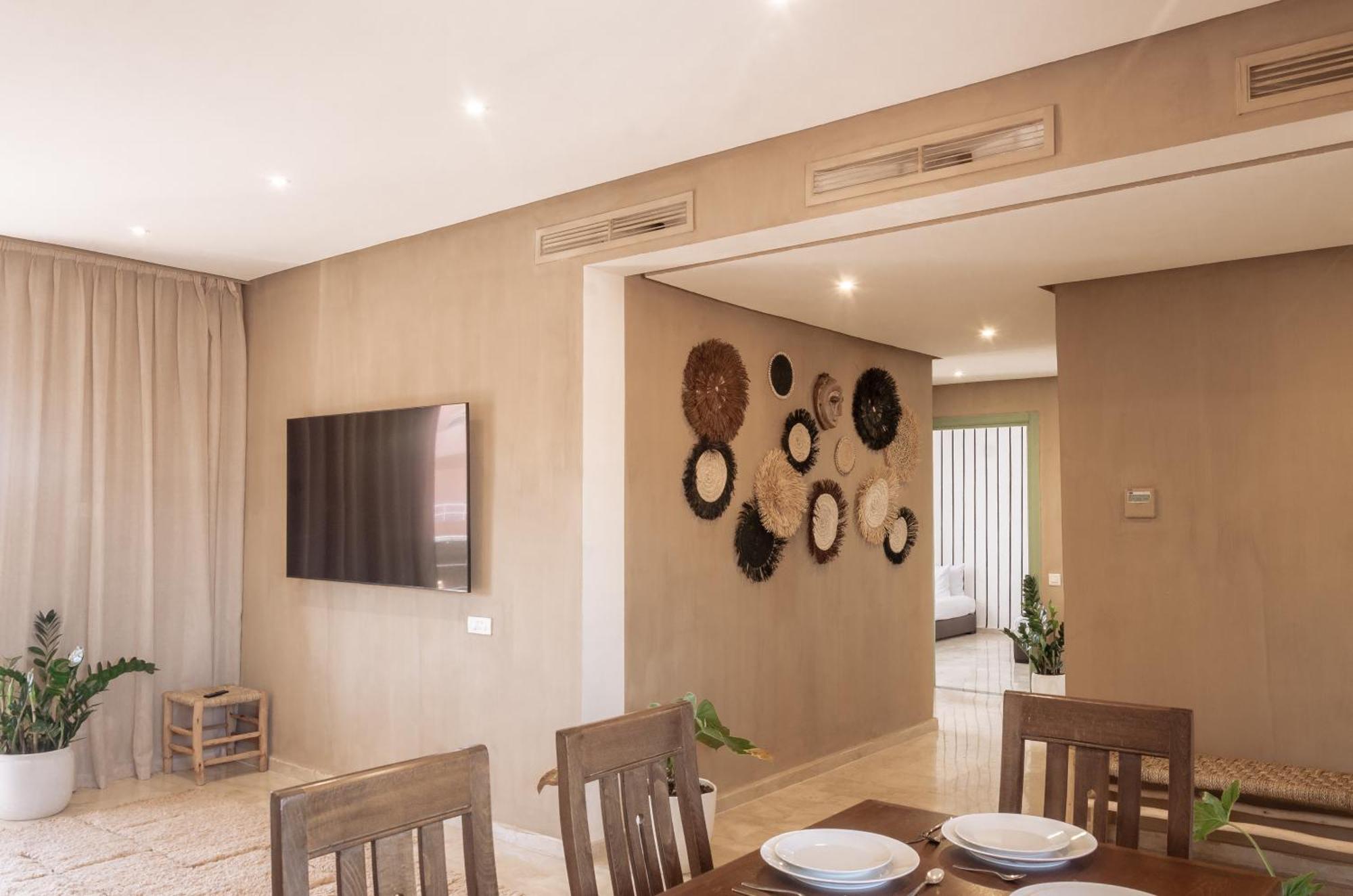 Large Stylish Gueliz With Pool Access Marrakesh